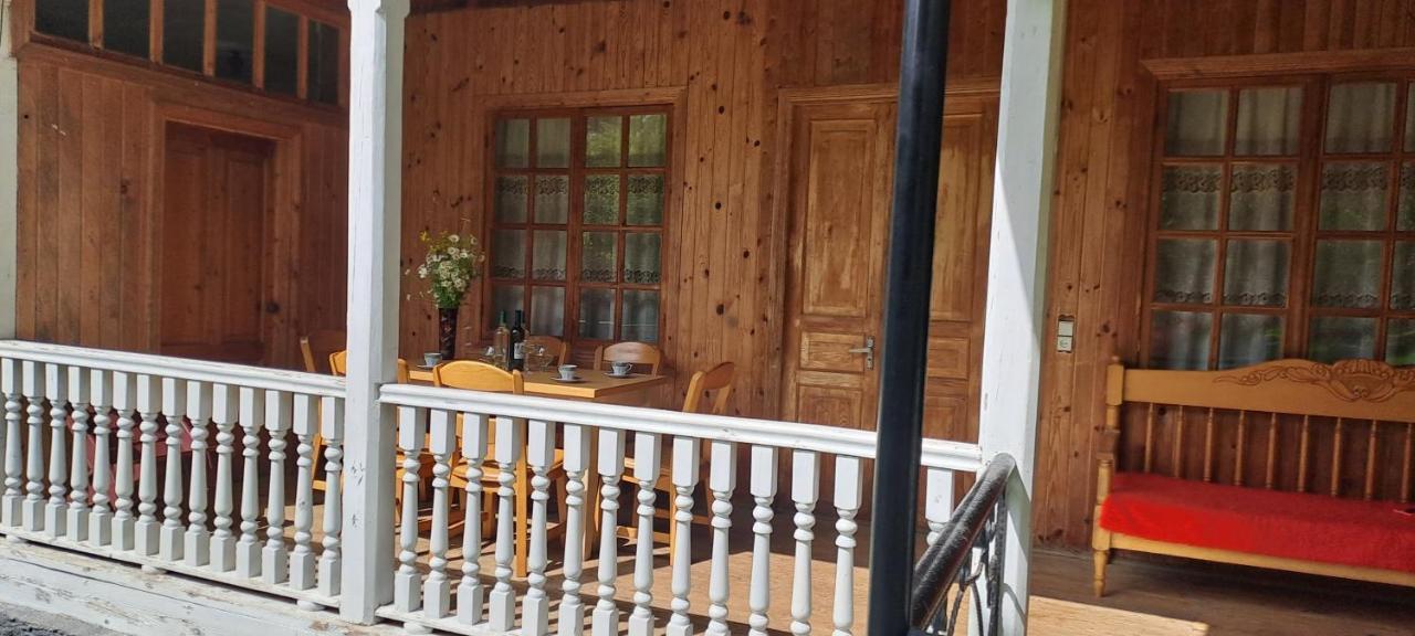 Guest House Lailashi Surmushi Dış mekan fotoğraf